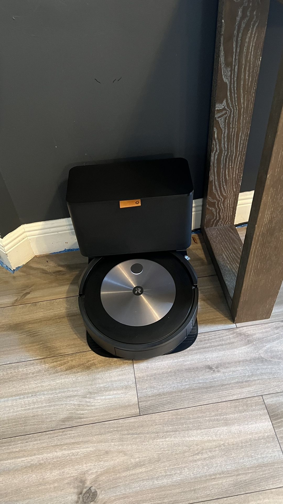 iRobot Roomba j7+ (7550)