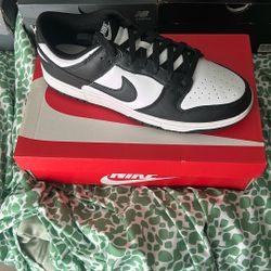 Nike Dunk Panda Size 12