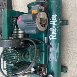 Air Compressor 