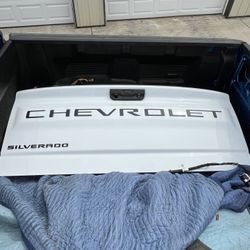 2020-2024 Chevy Silverado Tailgate 
