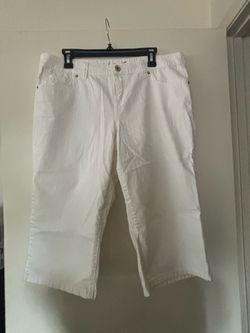 INC denim white Size 12 curvy fit capris