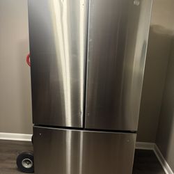 Family Sized -Heavy Duty Fridge