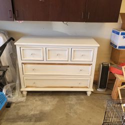 Vintage White Dresser With Crystal Knobs NEED GONE! MOVING SOON! for Sale  in Moreno Valley, CA - OfferUp