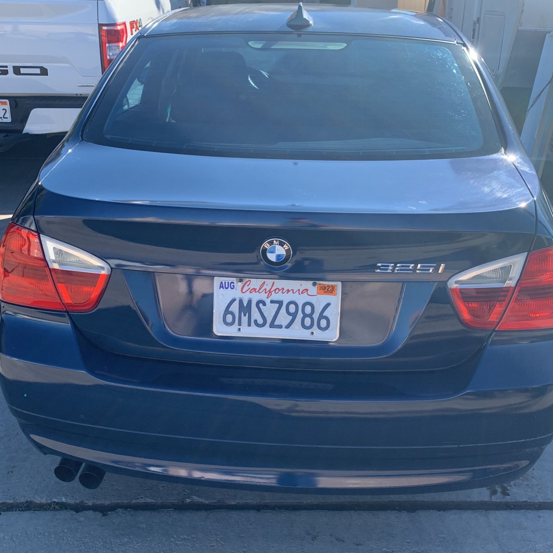 2006 BMW 325i