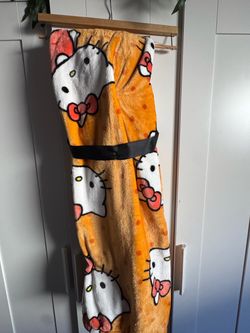 Hello kitty Halloween throw blanket 🎃