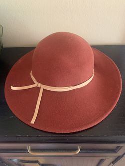 Janie and jack girls hat. Retails $30 12-24M