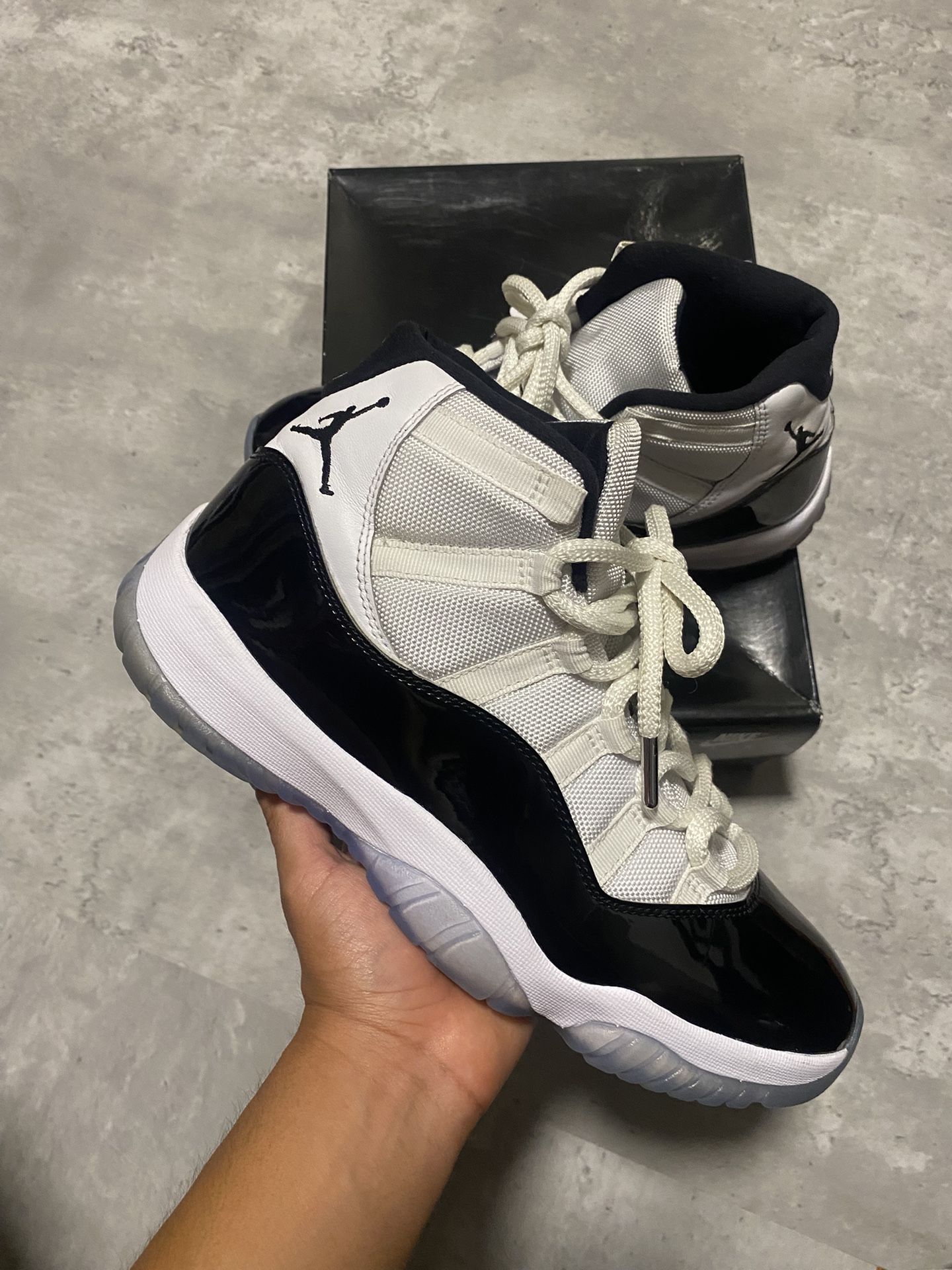 Jordan 11 Concord Size 10 Men