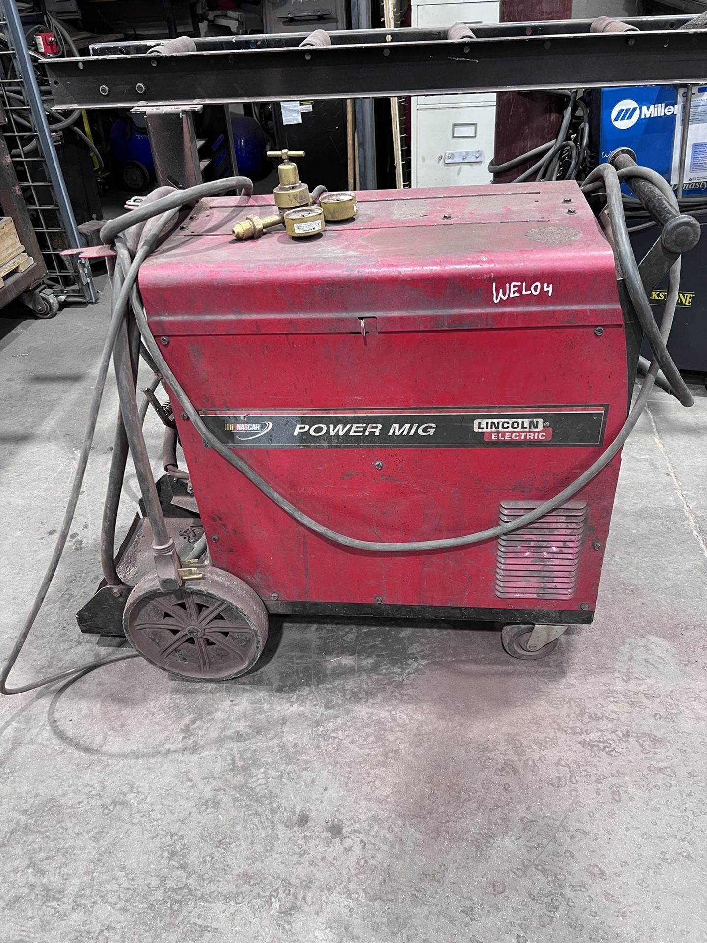 Lincoln Electric Power Mig 225 Welder