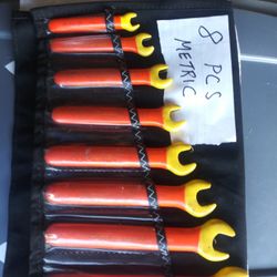 8 Piece metric insulated open ended wrench set