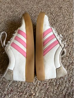 adidas offcourt pink