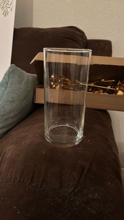 Glass Cylinders 22 - 71/2 Inches 14 - 4 Inches 36 Total Cylinders 