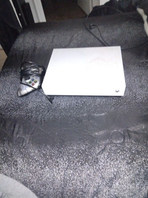 Game System Xbox One s