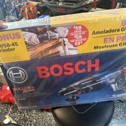 Bosch Bulldog Xtreme Rotary Hammer 