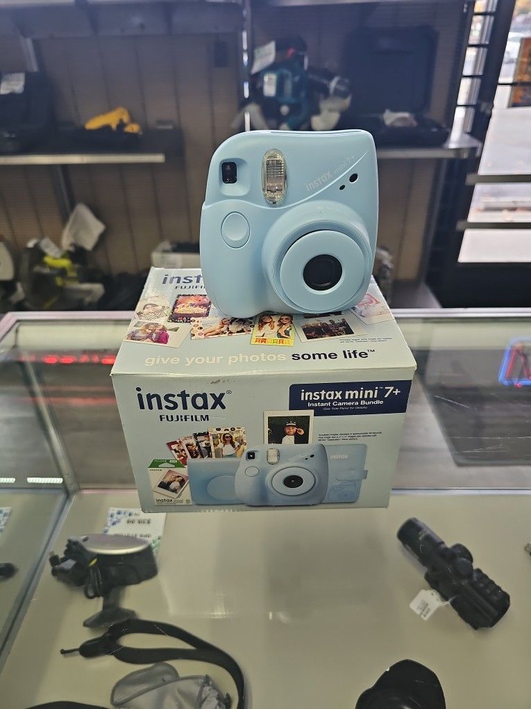 FujiFilm Instant Camera