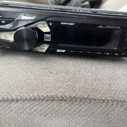 Dual Bluetooth Radio 