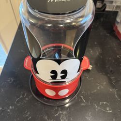 Mickey Mouse Pop Corn Popper