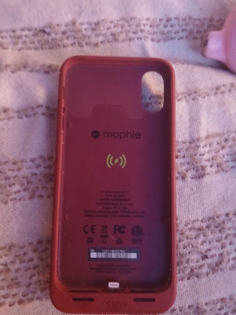 MOPHIE IPHONE CASE/POWER BANK