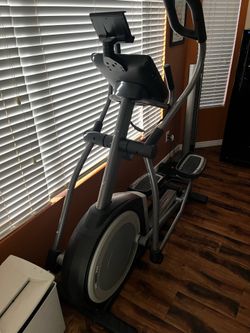 NordicTrack Commercial 12.9 Eliptical