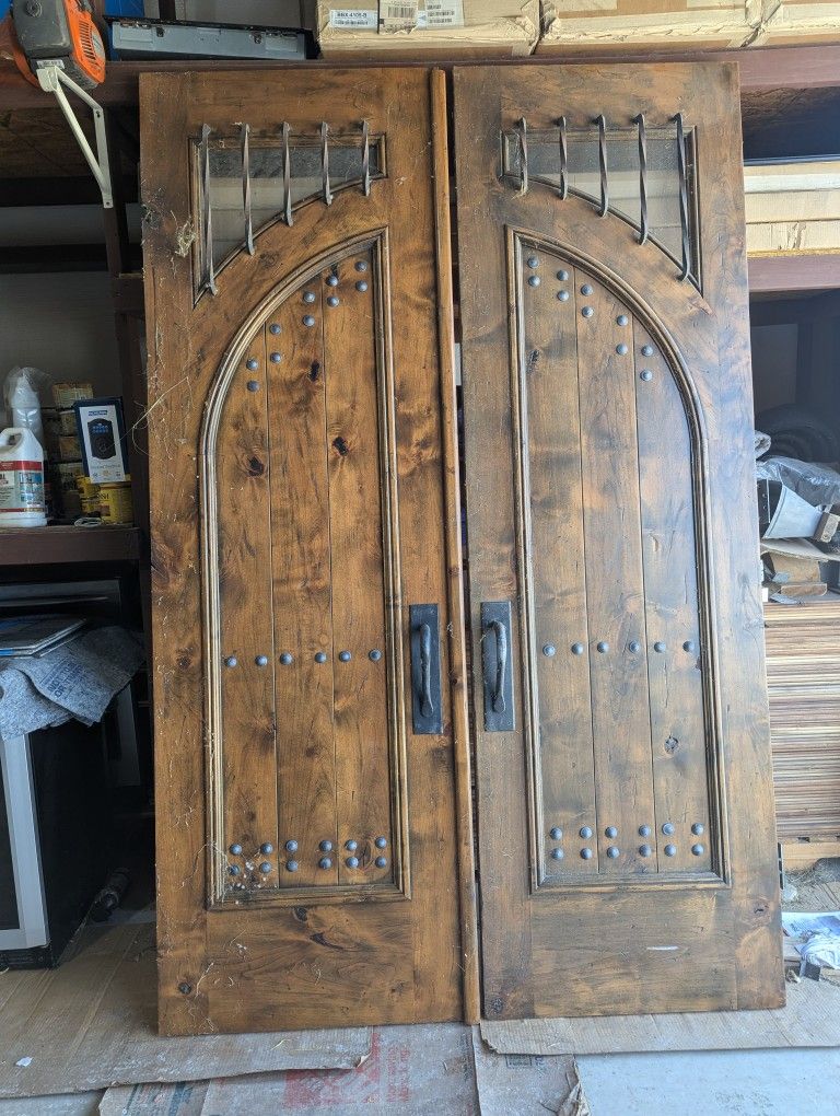 Knotty Alder 6080 Double Doors