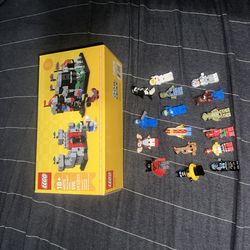 Lego minifigures and set