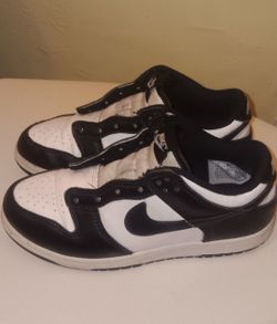 NIKE PANDA KIDS SIZE 2Y