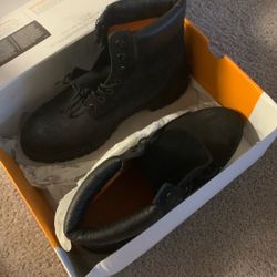 Black Timberlands 