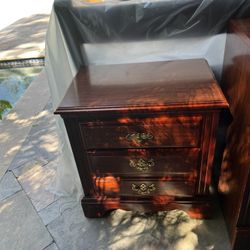 Classic Mahogany Nightstand – 3 Drawers, Great Shape