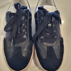 Michael Kors Tenni Shoes.