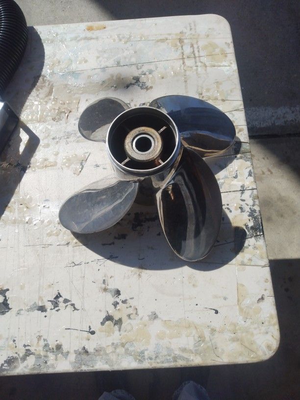 Honda Propeller 4x 15.25 X 19 Bass R