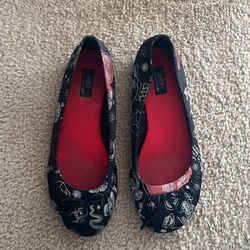 Women’s Flats Shoes 