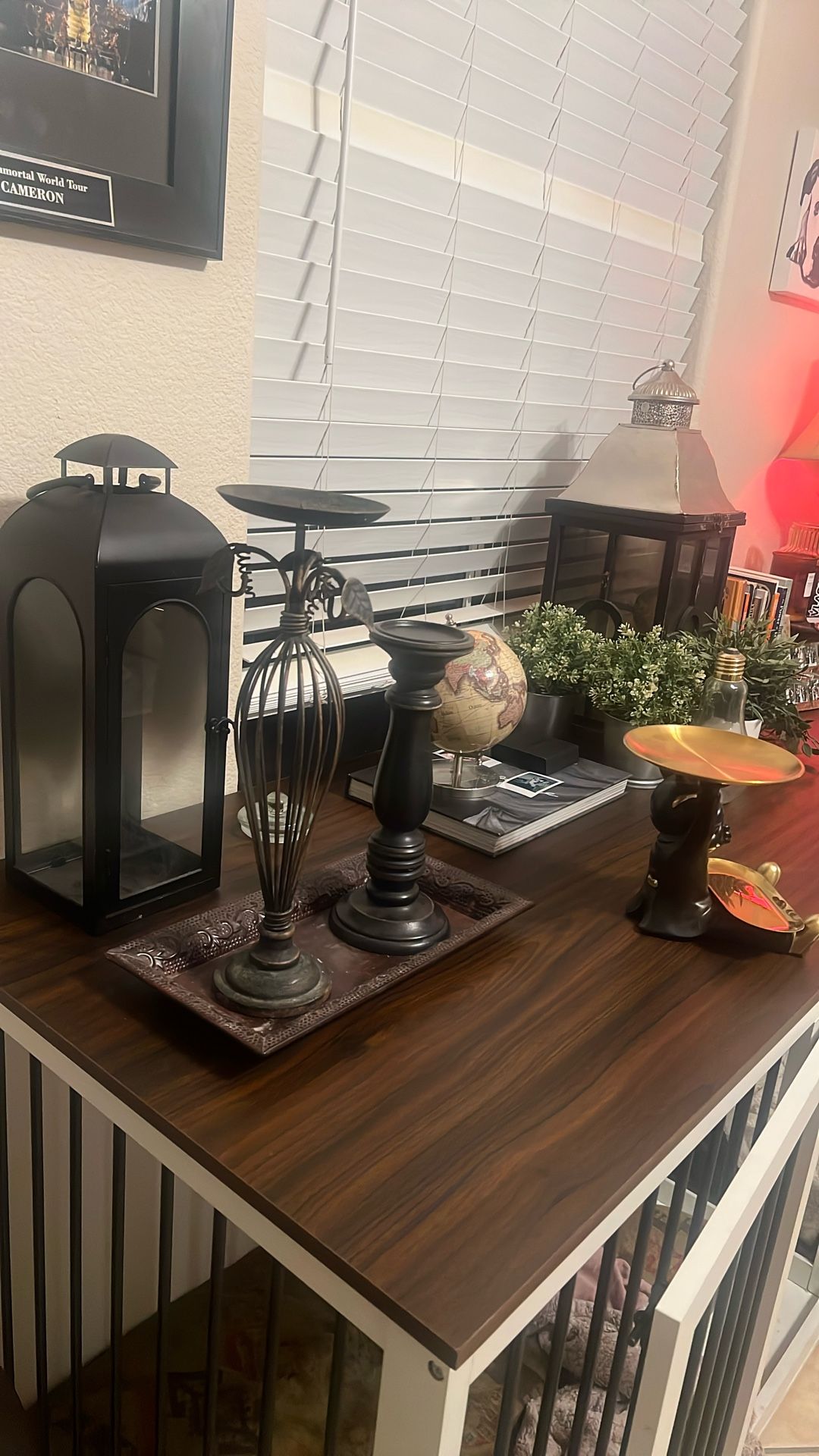 Table items (Lanterns, Candle holders, Light Bulb, Globe , Fake Plants