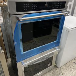 New Kitchen Aid Double Wall Oven 30” Electric 