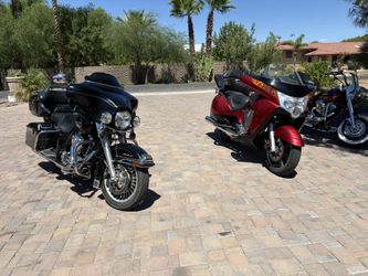 2009 Harley Division & 2015 Victory Motorcycle 