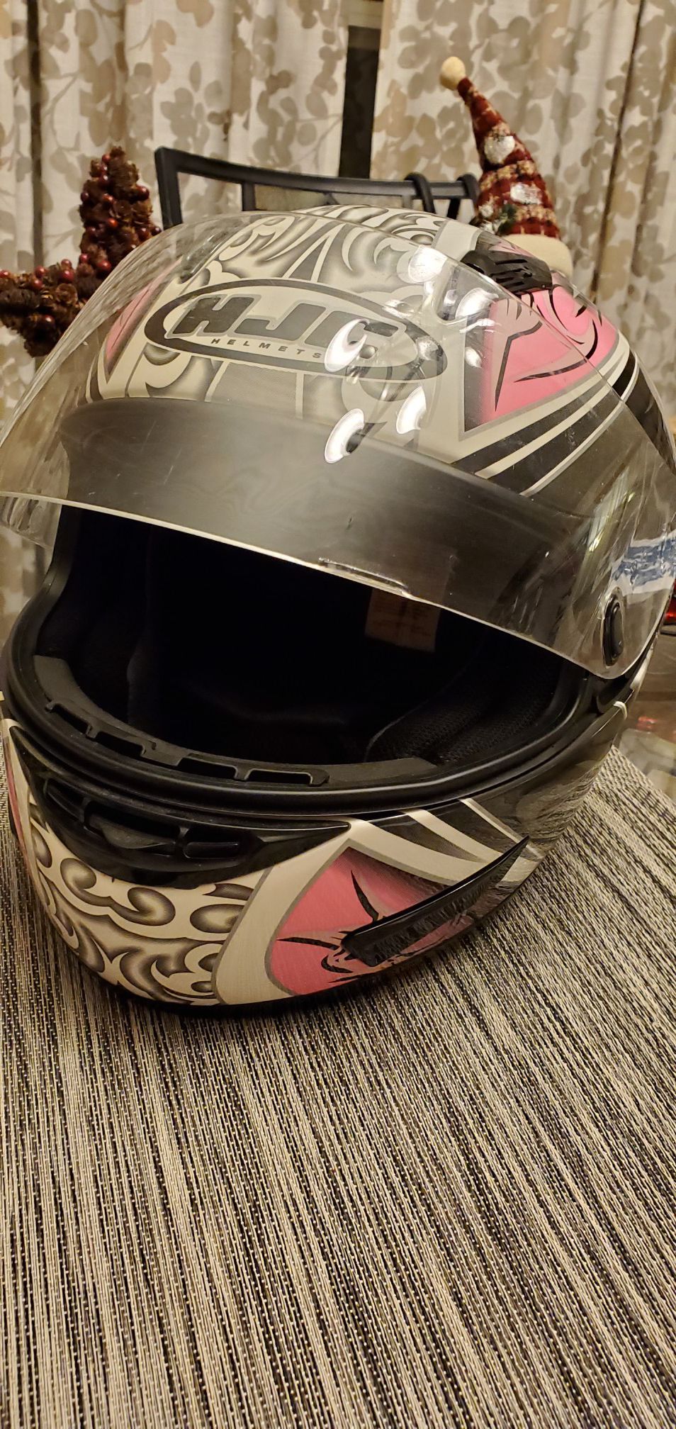Womens motorcycle helmet