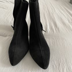 LaCanadienne Black Boots
