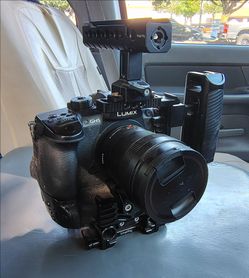 Panasonic Lumix GH5 With Extra Lens & Case