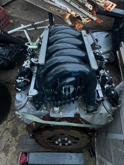 V8 engine