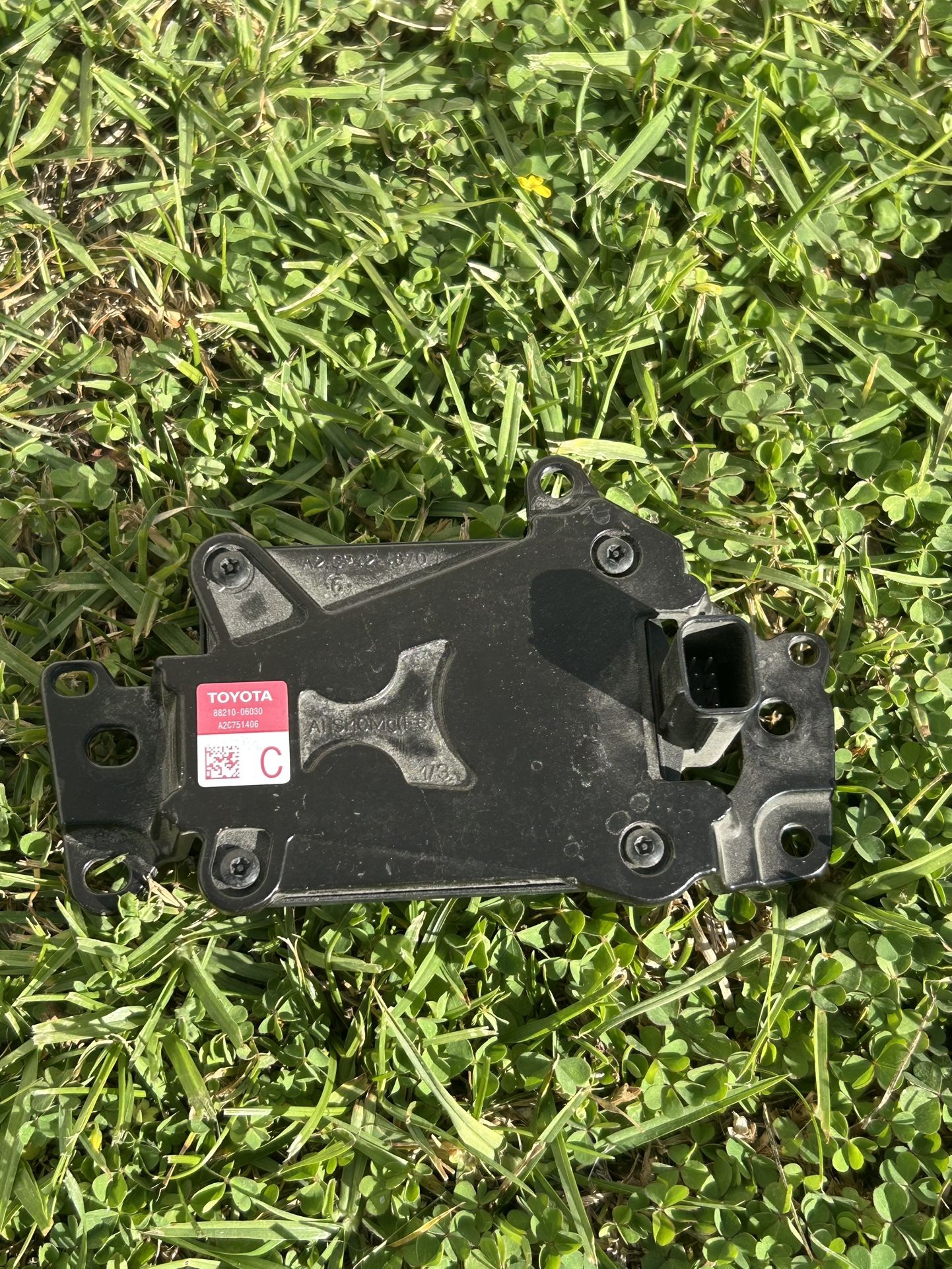 OEM Adaptive Distance cruise Radar sensor For 2018-2019 Toyota Camry 88210–06030