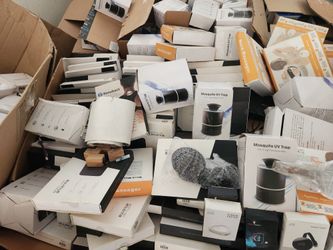  Lot Of 300 Items All Brand New!!!