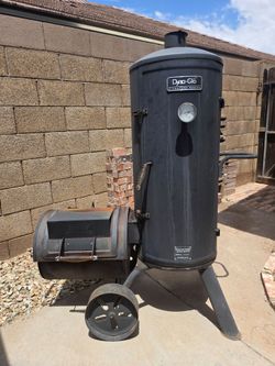 Dyna - Glo Signature Series Smoker