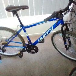 26" Huffy Rock Creek Mountain Bike, 18-Speeds, 13 Years or Older, Blue Mens Bike