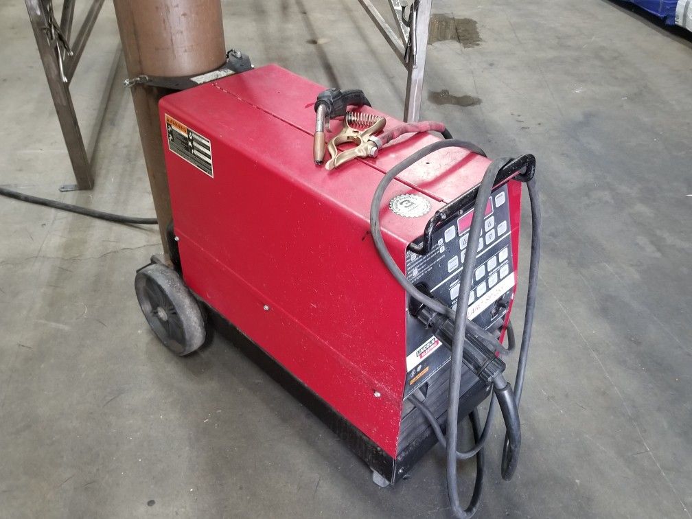 Lincoln electric idealarc sp-255 welder machine