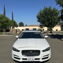 2019 Jaguar XE 25t 