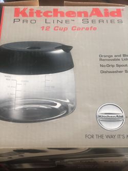 Kitchen Aid pro line series carafe with burner