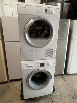 BOSCH 24" WASHER & DRYER SET