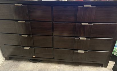 Drawer dresser