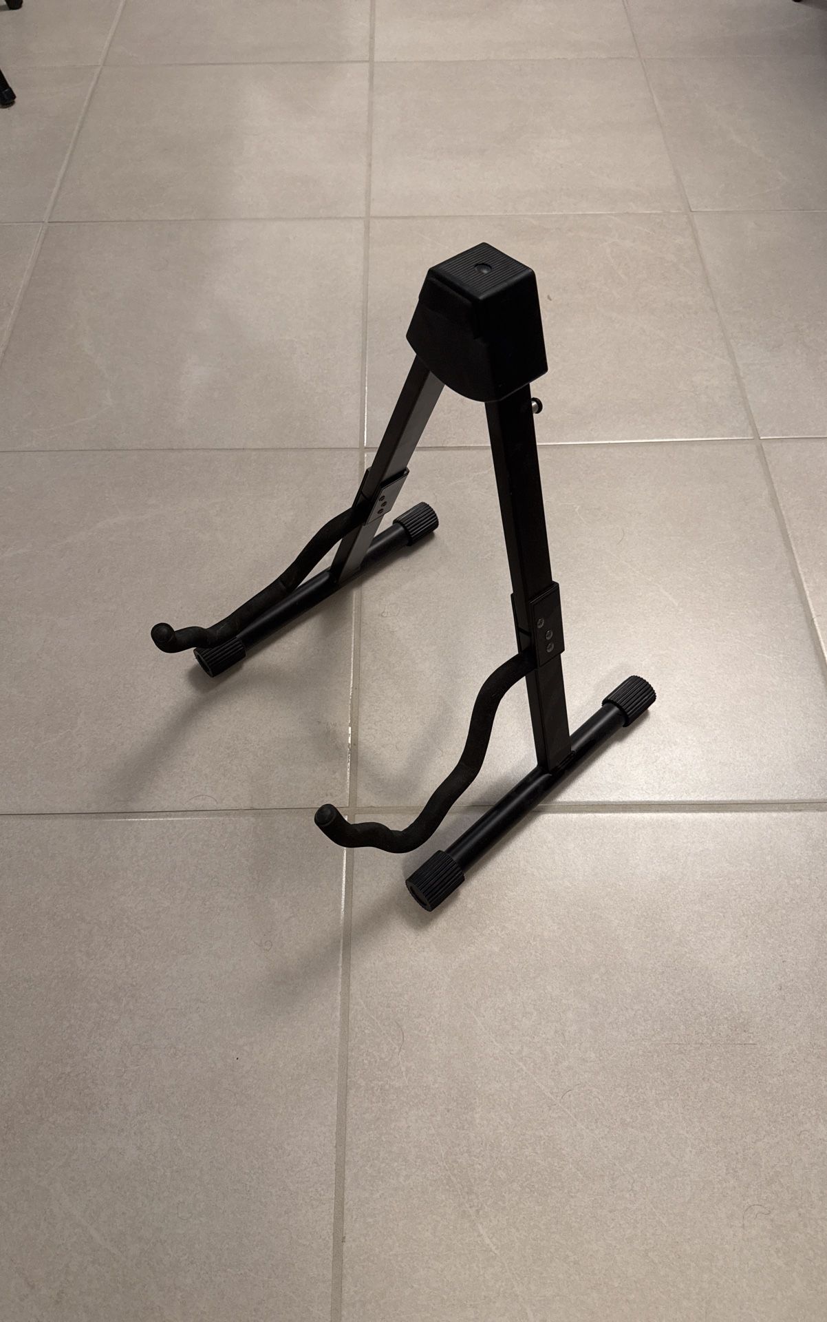 Guitar Stand