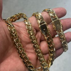 12mm heavy and smooth Miami Cuban links necklace Set💥💥💥