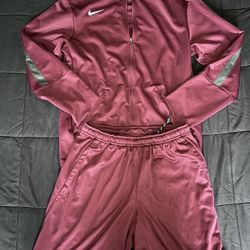 Nike Dri-Fit Maroon Team Jacket and Basketball Shorts Men’s Size Small USED (2 Item Bundle)