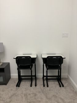 2 Kids Adjustable Reading Table
